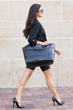 Load image into Gallery viewer, Metallic Puffer Tote