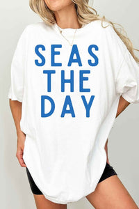 SEAS THE DAY OVERSIZED GRAPHIC TEE