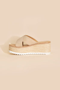 HEIGHT-S RAFFIA PLATFORM SLIDES